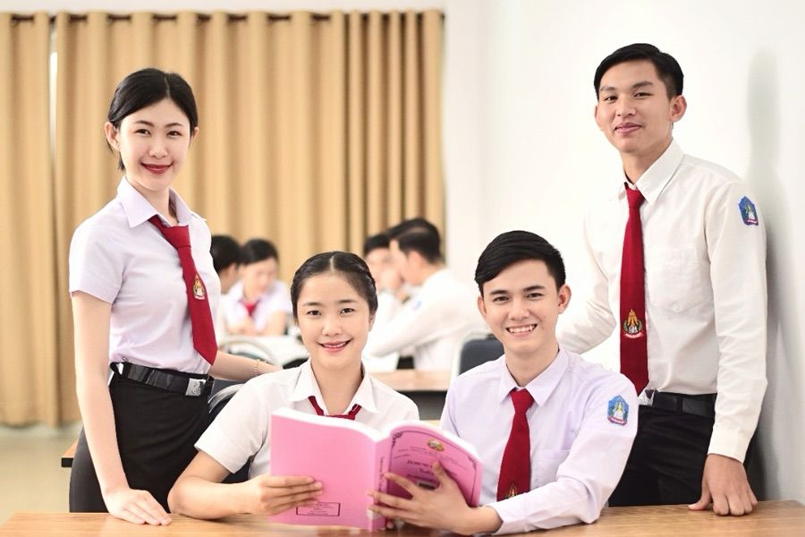 International School Of LOAS & Business College